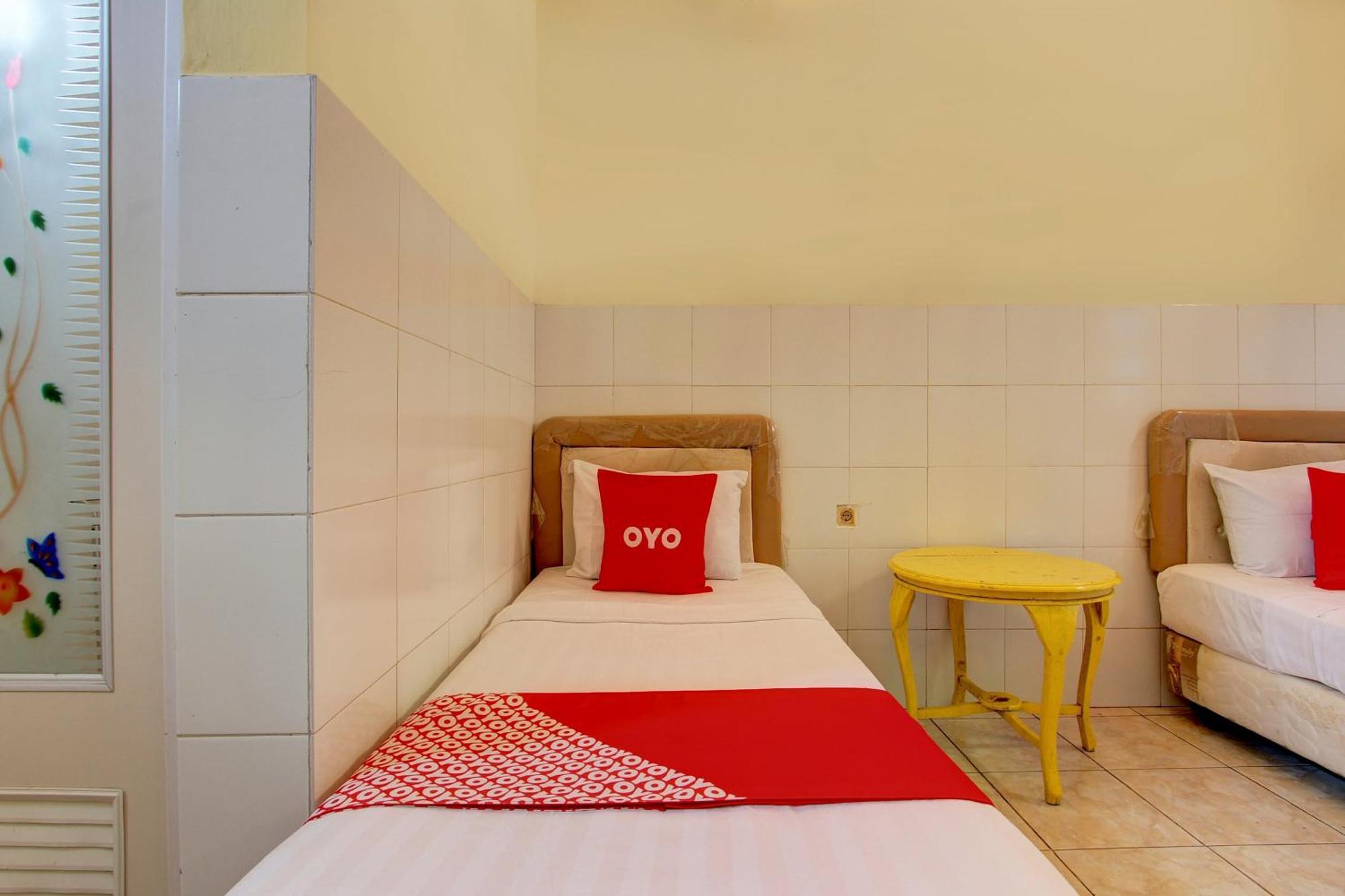 Oyo 93360 Subur Syariah Hotel Pekalongan